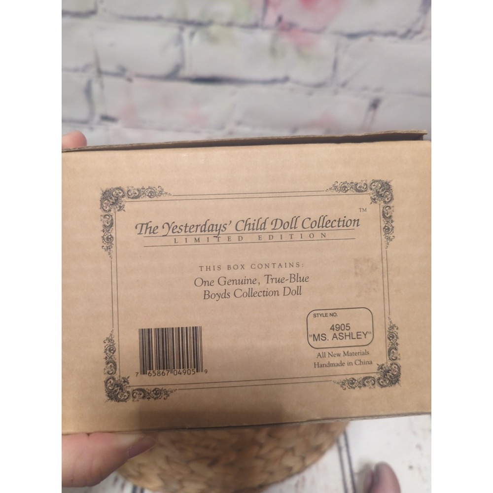 BOYDS YESTERDAY'S CHILD DOLLS COLLECTION MS. ASHLEY TEACHER 16" - Picture 16 of 16